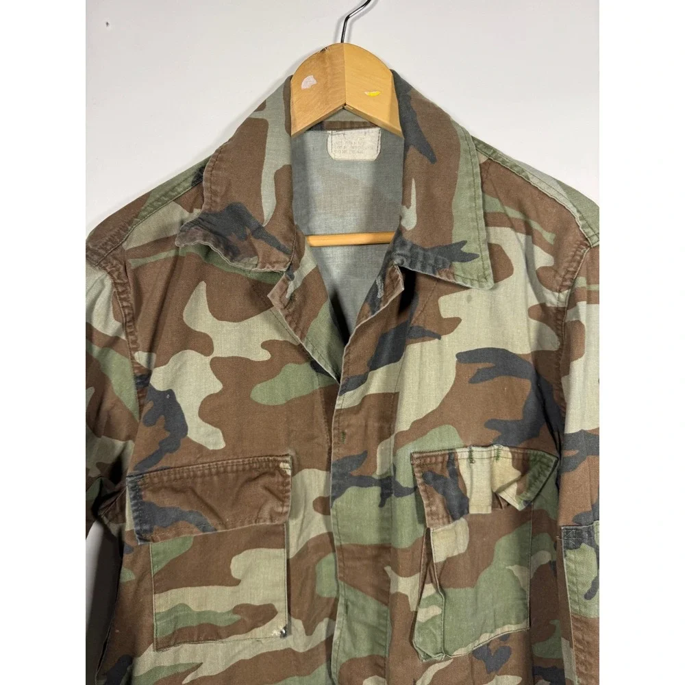 Vintage US Military Woodland Camo BDU Field Jacket Mens Medium Regular Utility